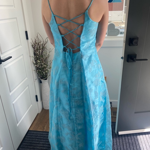 Grad Dress - Picture 3 of 6